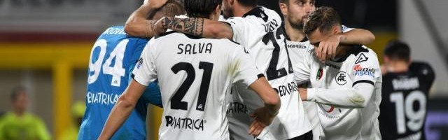 开云官网-【观察】斯佩齐亚遭罚，扯出一条足球黑暗产业链