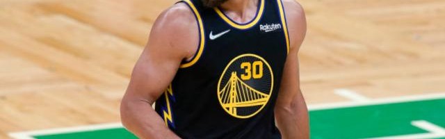 开云-库里不为年龄所困 表示勇士未来仍有冲冠能量